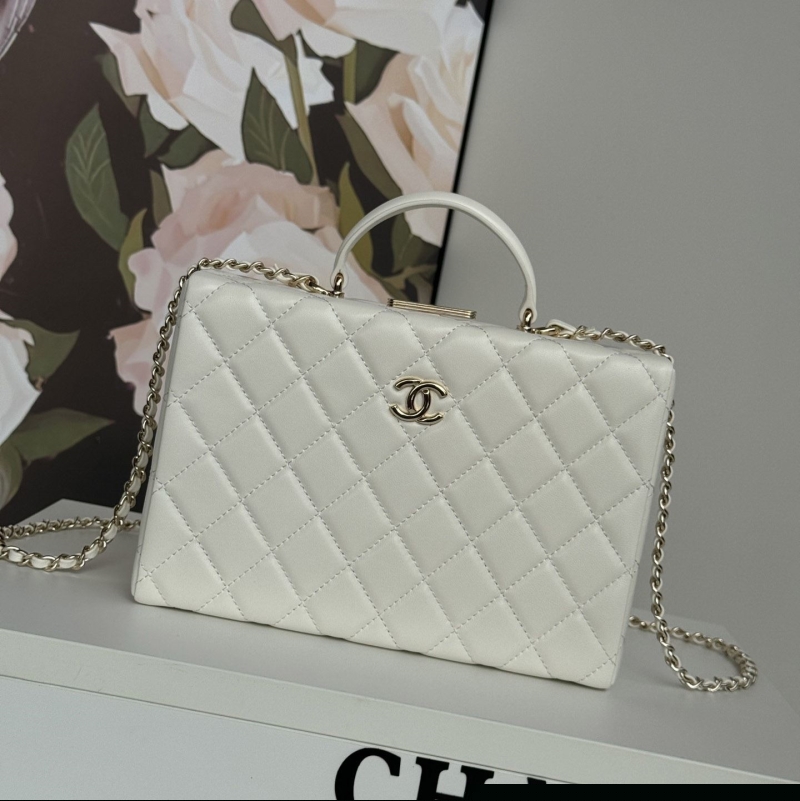 Ch*el box bags